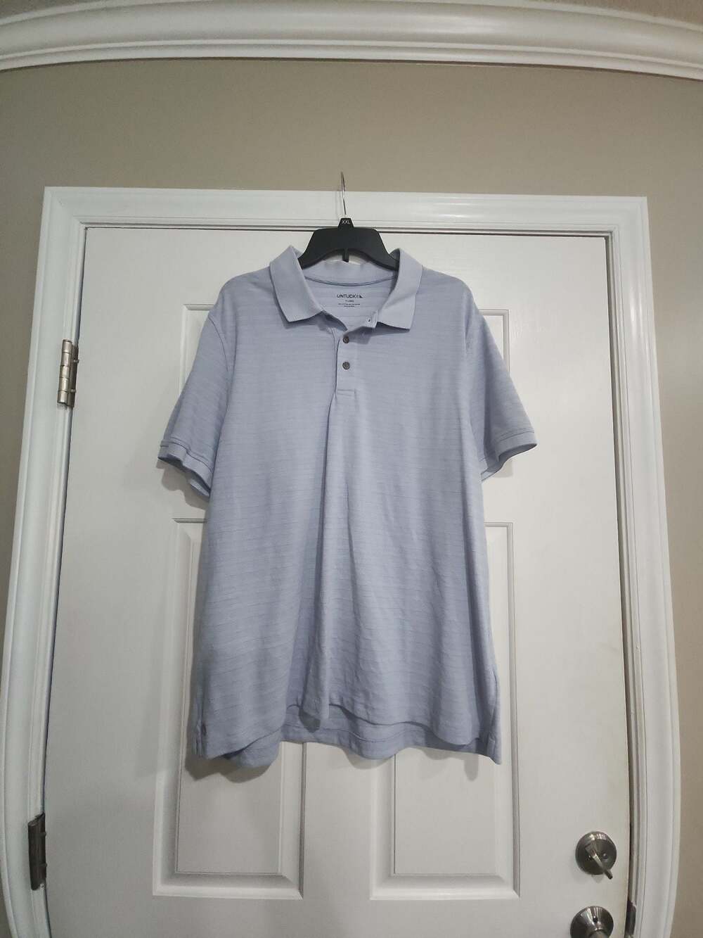 UNTUCKit Men's Striped Polo Shirt Light Blue Size XL